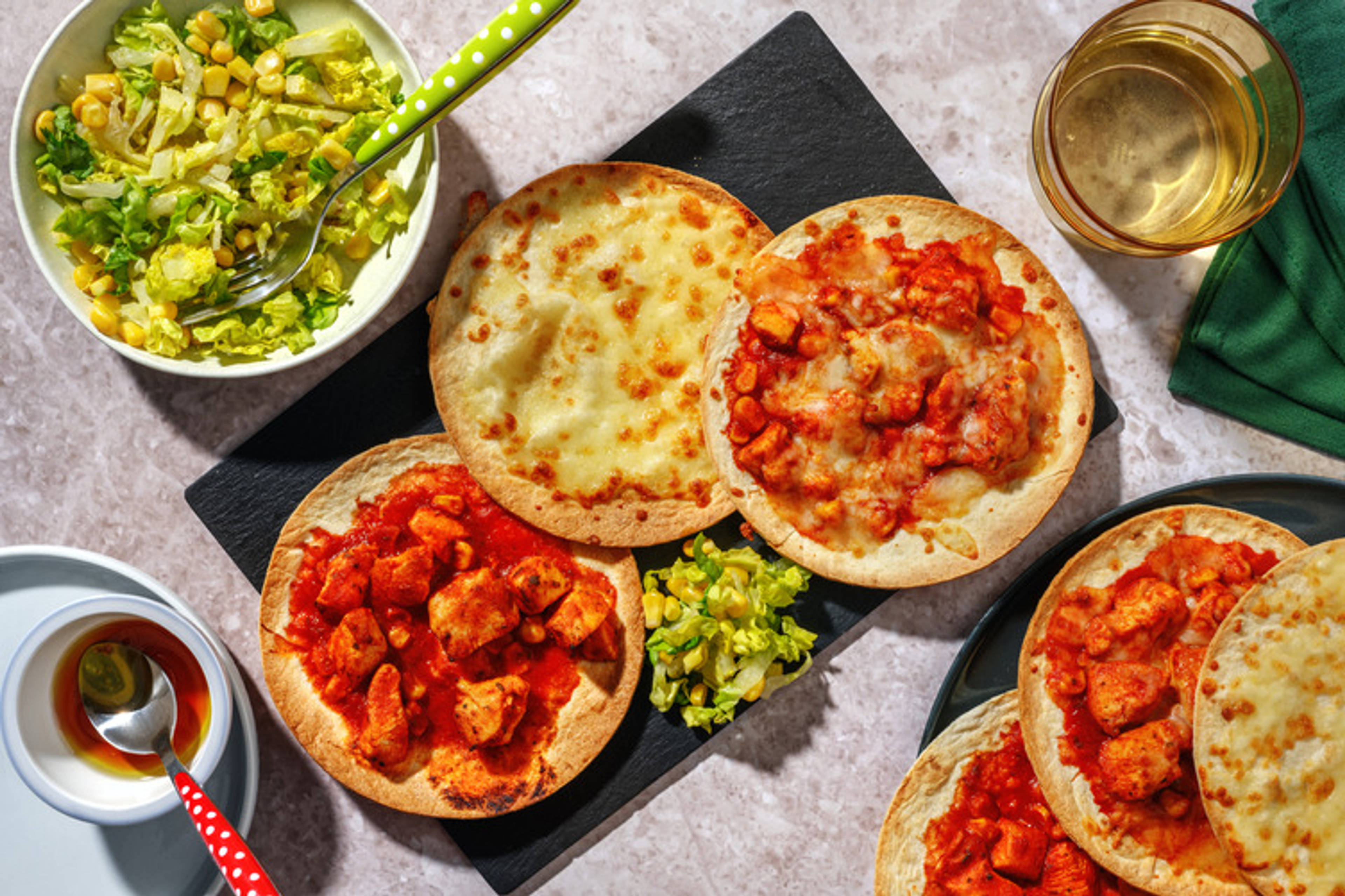 Tostadas mexicaines poulet & cheddar fondu