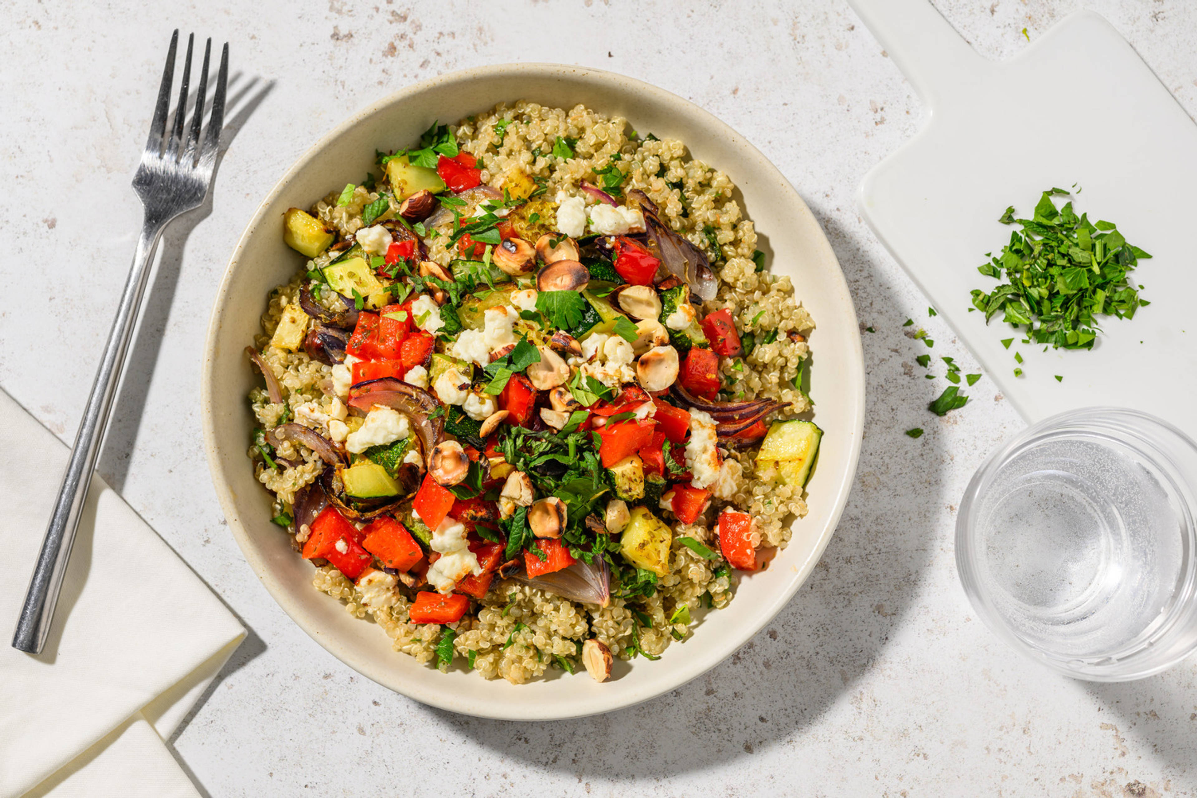 Légumes rôtis, fromage à la grecque & quinoa
