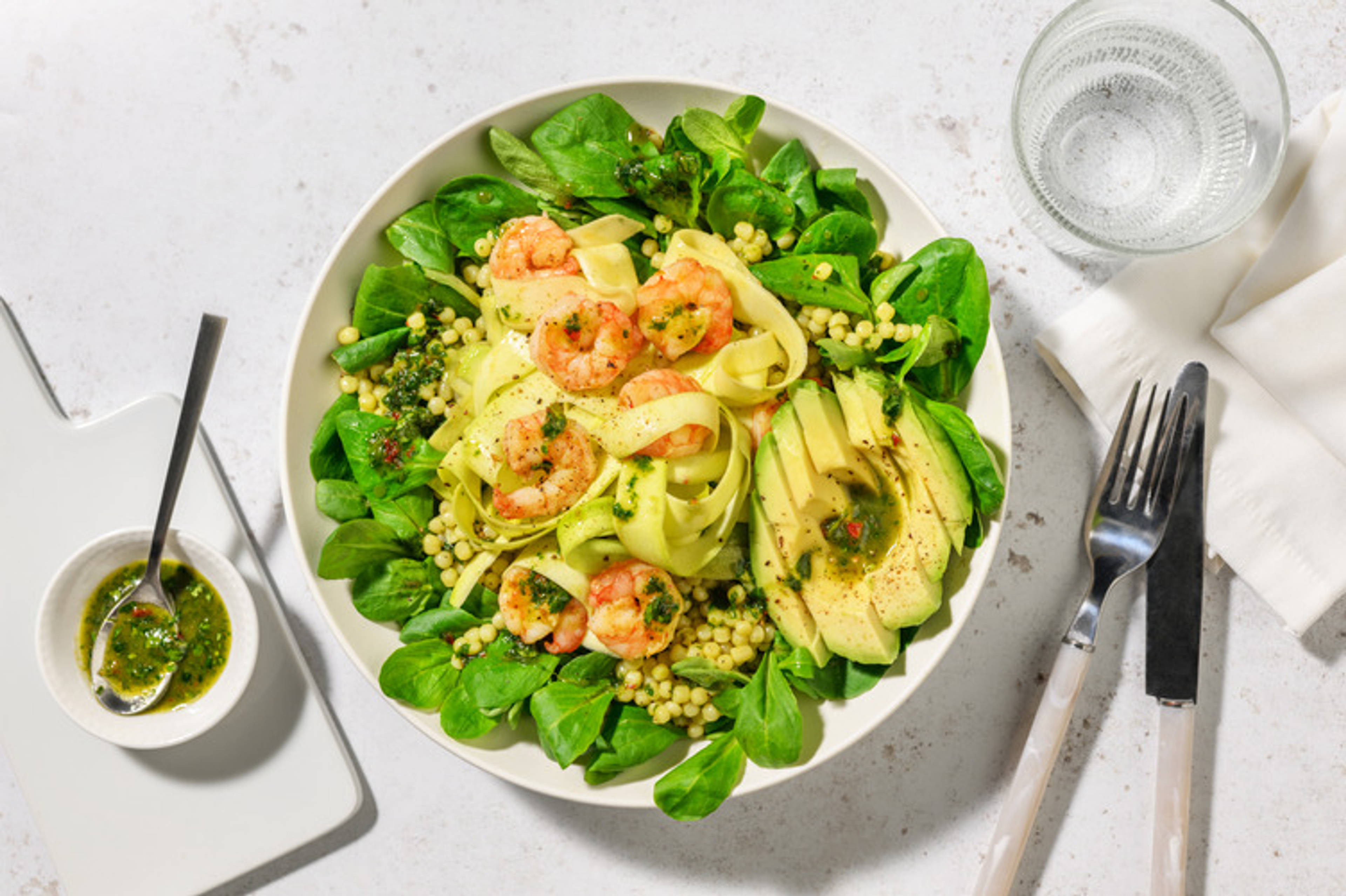 Bowl couscous perlé aux crevettes & avocat