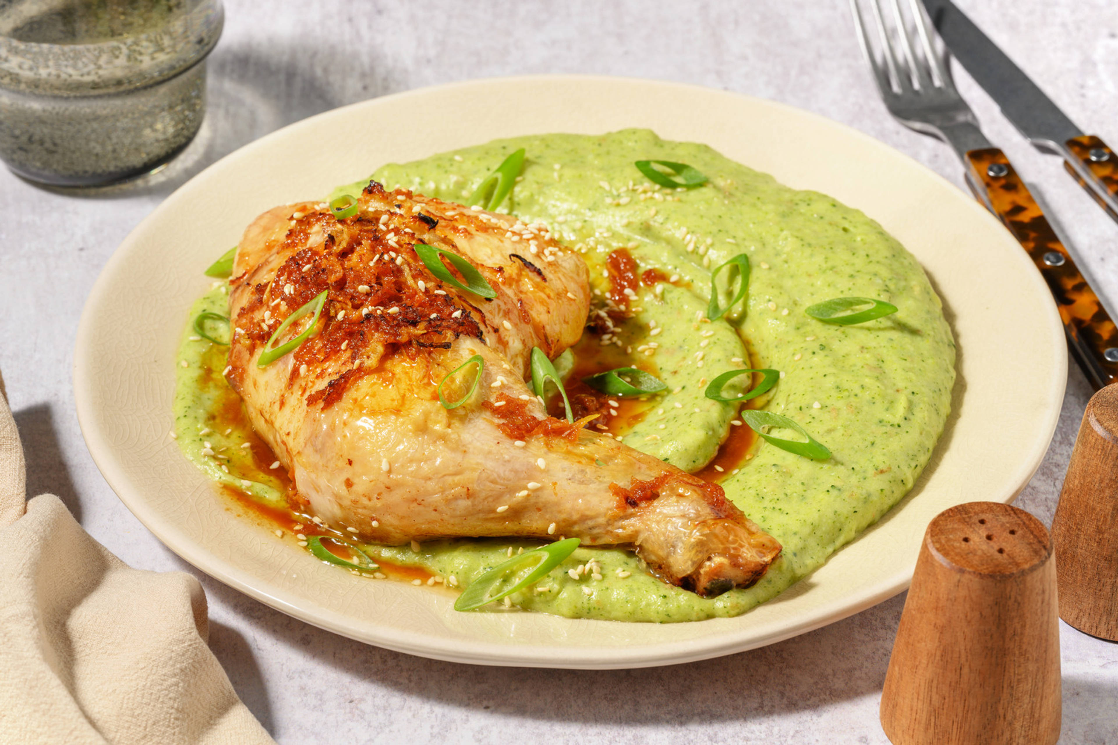 Poulet laqué au soja & purée de brocoli