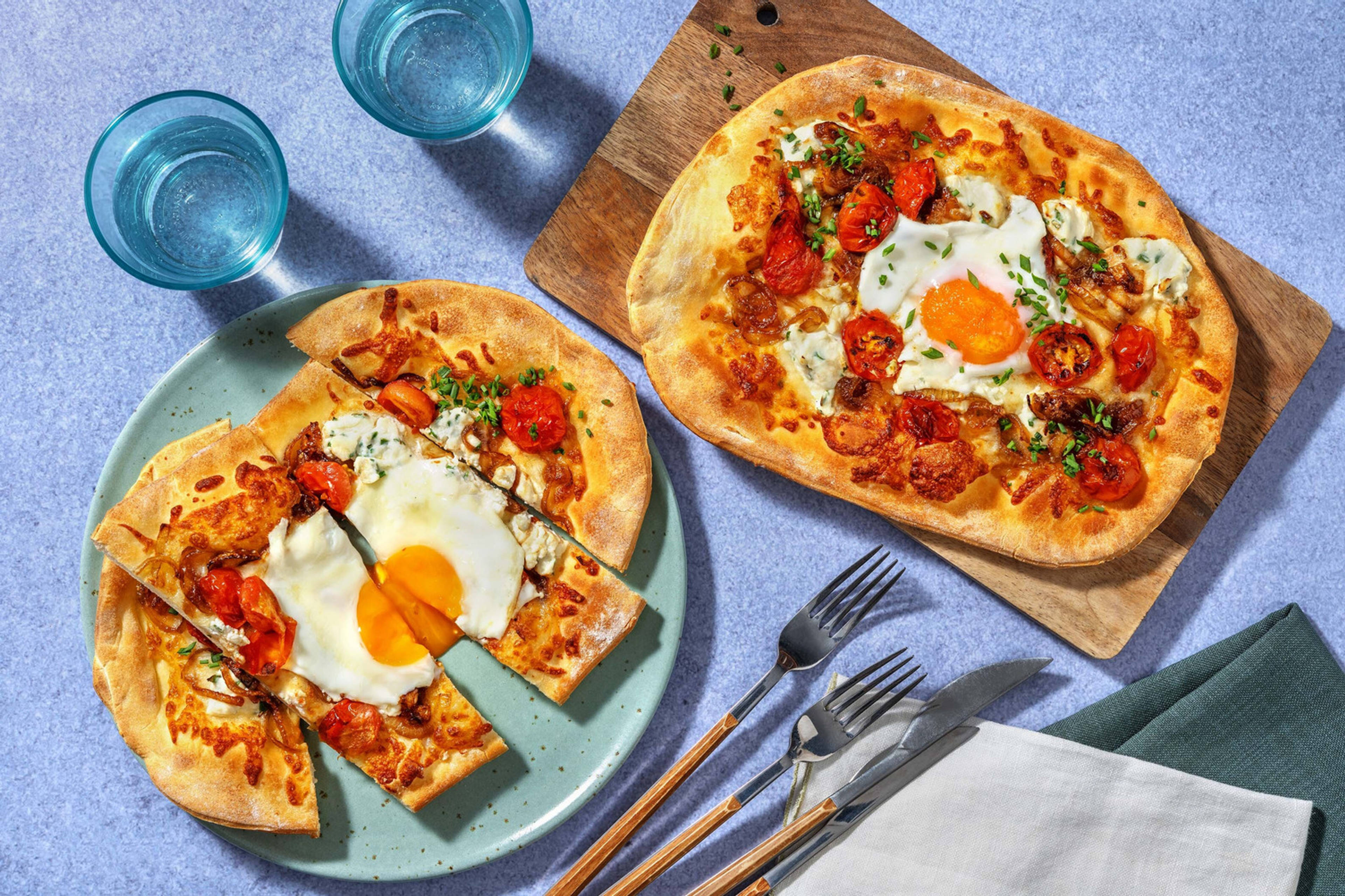 Pizzas déjeuner au fromage