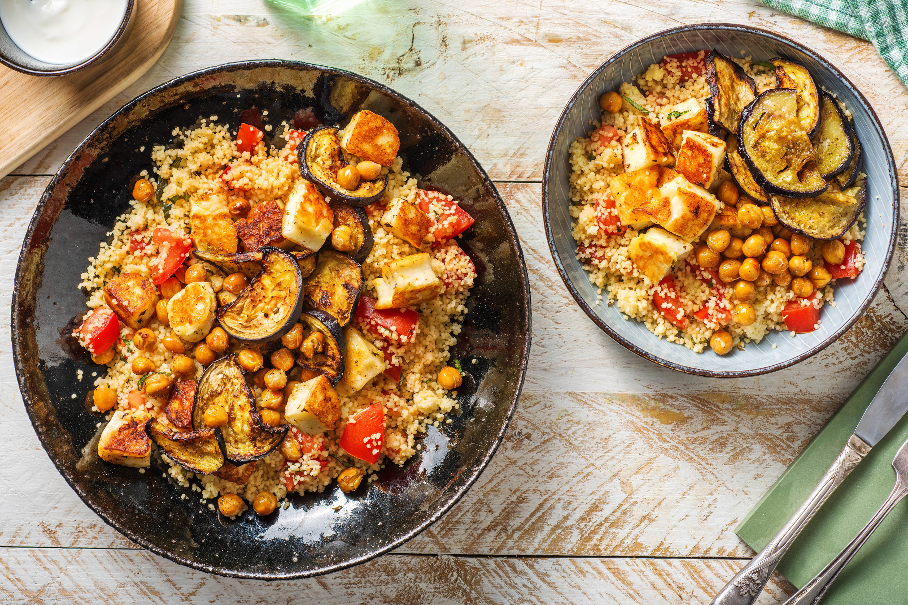 Couscous met halloumi, kikkererwten en aubergine
