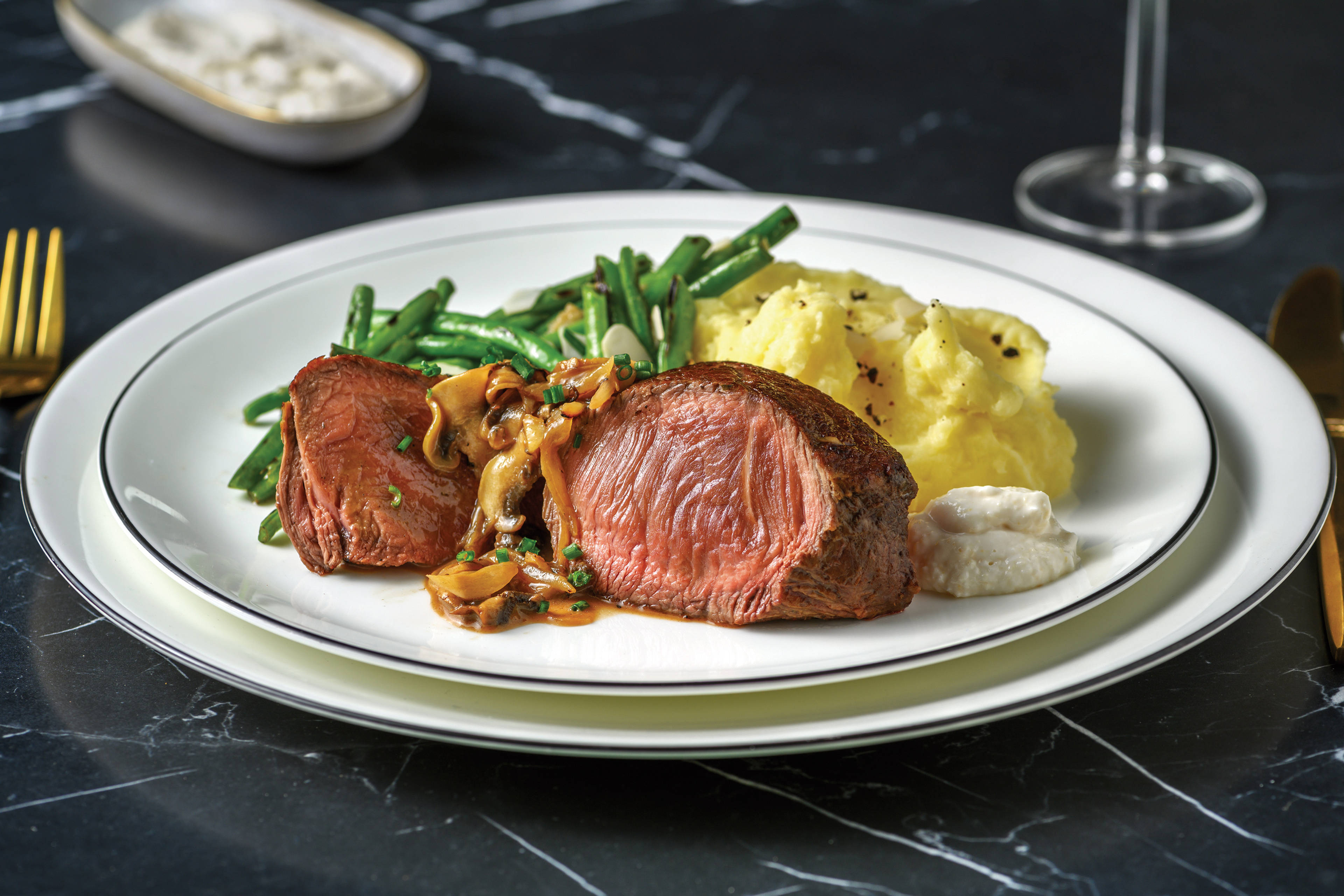 Eye Fillet Steak & Peppercorn Sauce