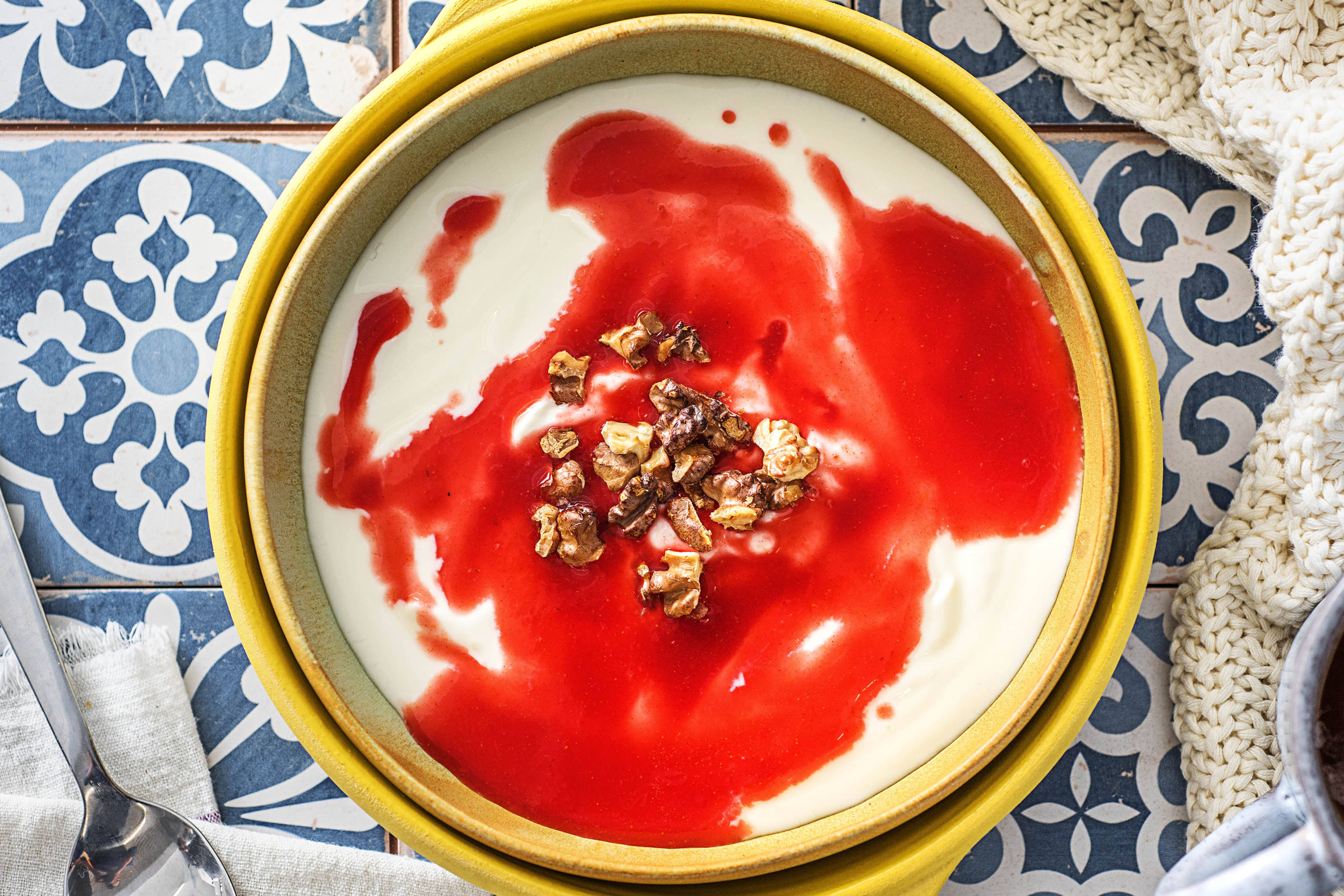Yaourt grec au coulis de framboise