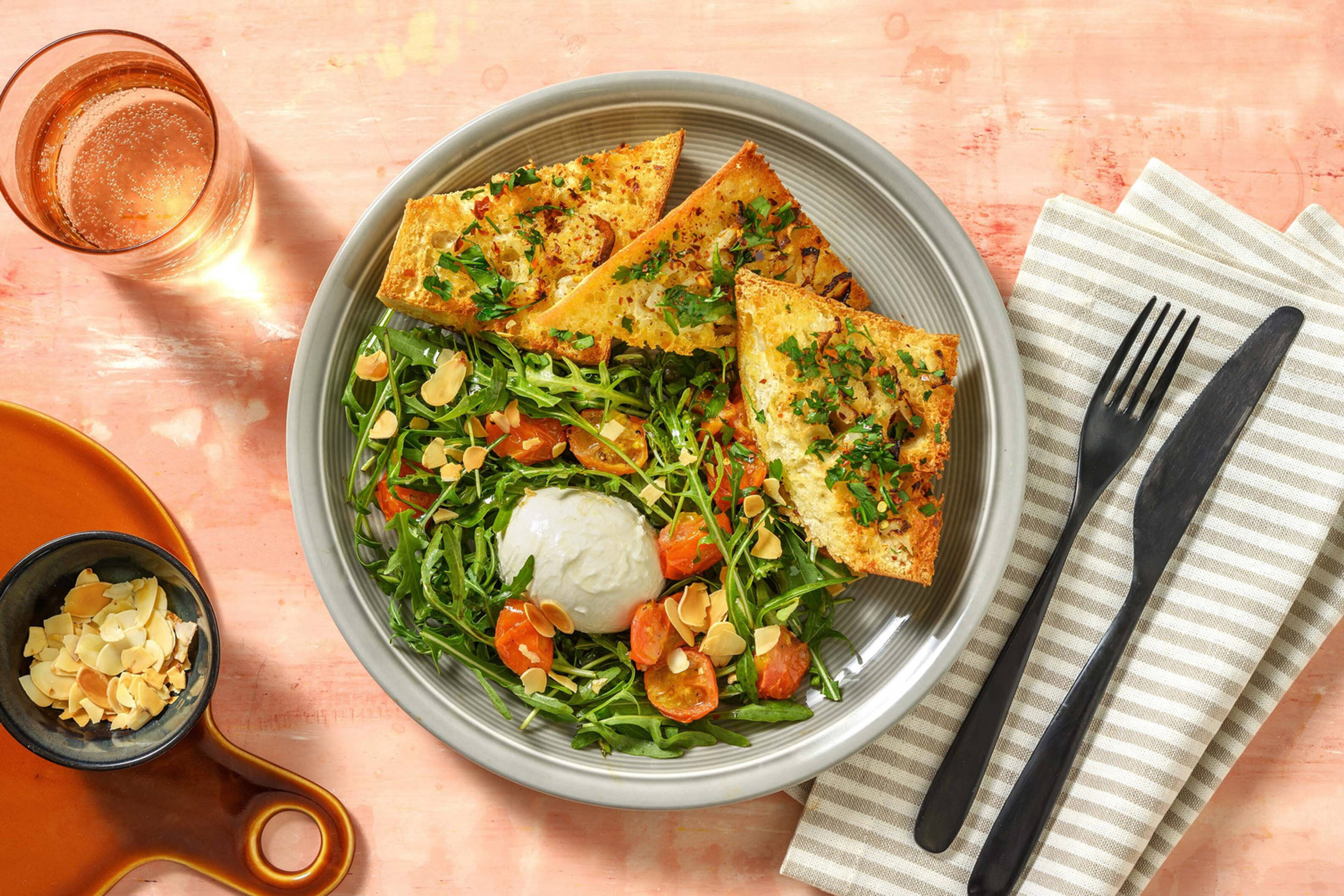Insalata Caprese! mit Rucola und Mozzarella