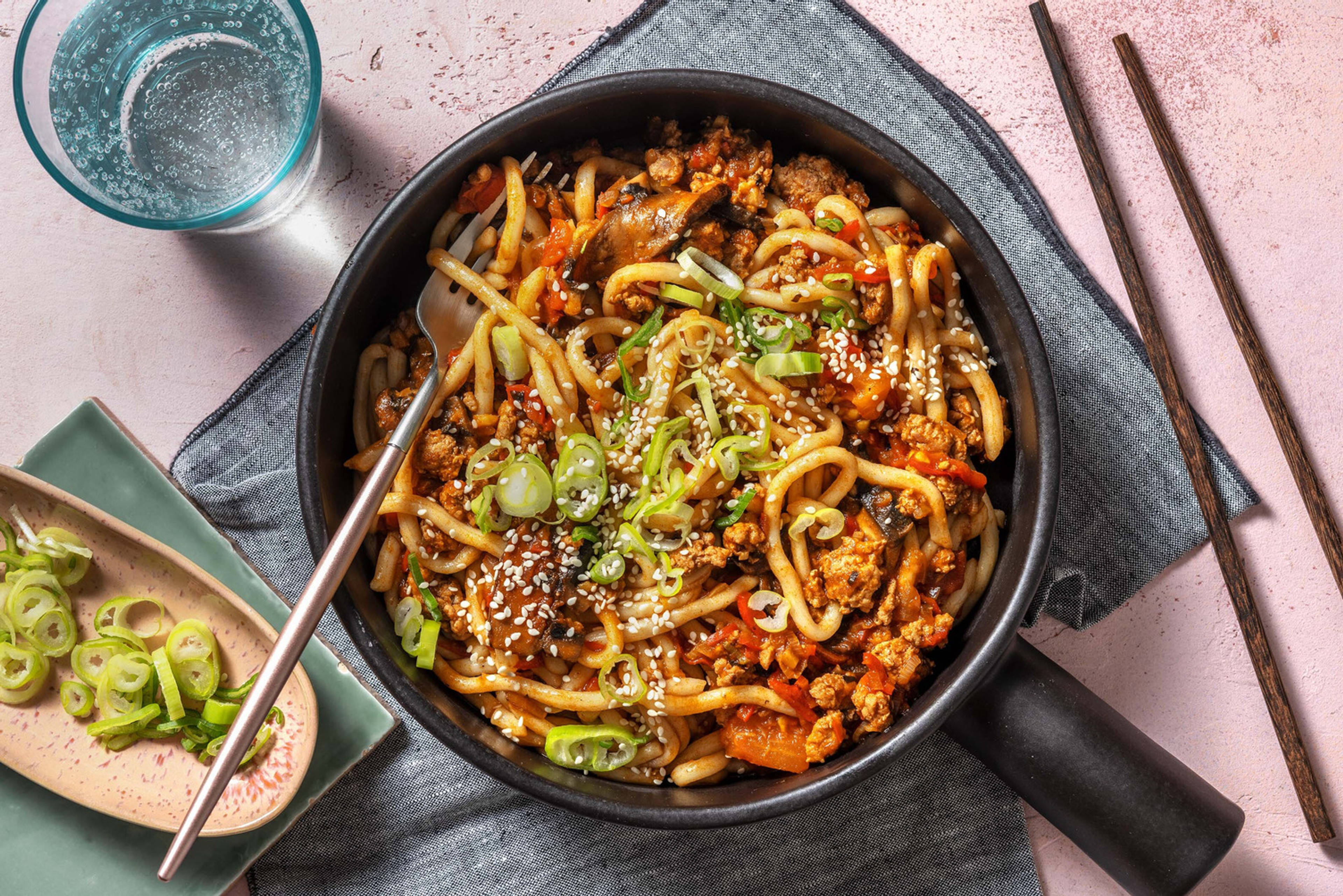 Nouilles udon à la viande de porc hachée