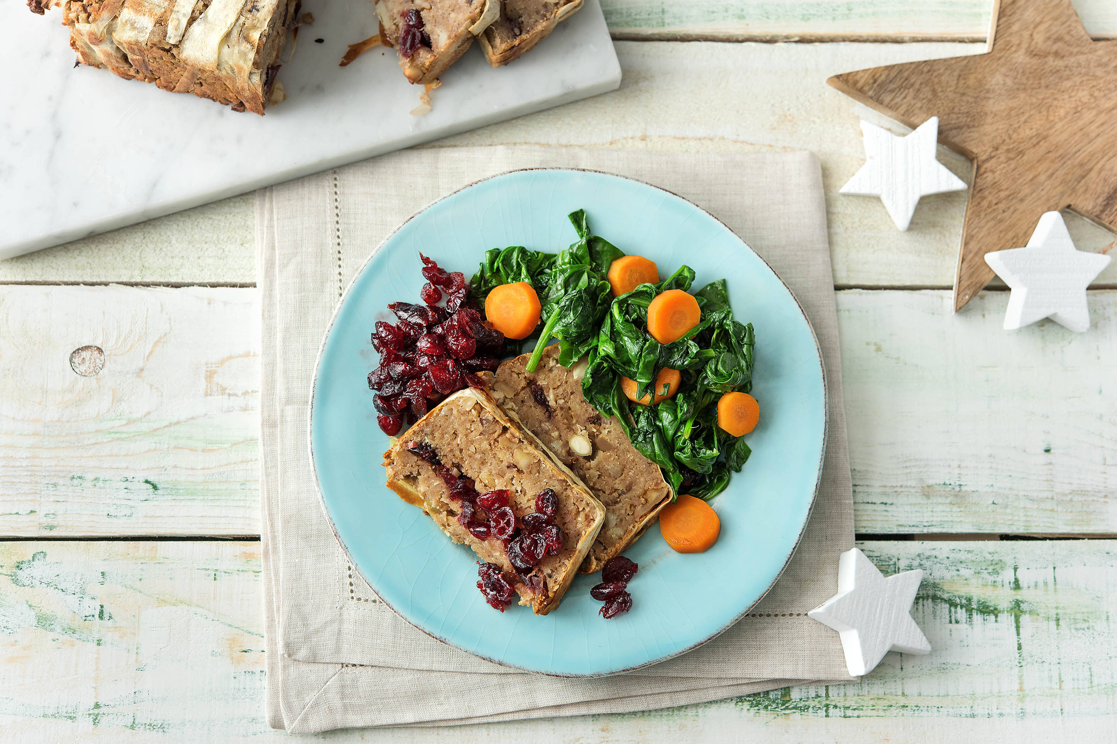 Nussbraten mit Cranberryfüllung