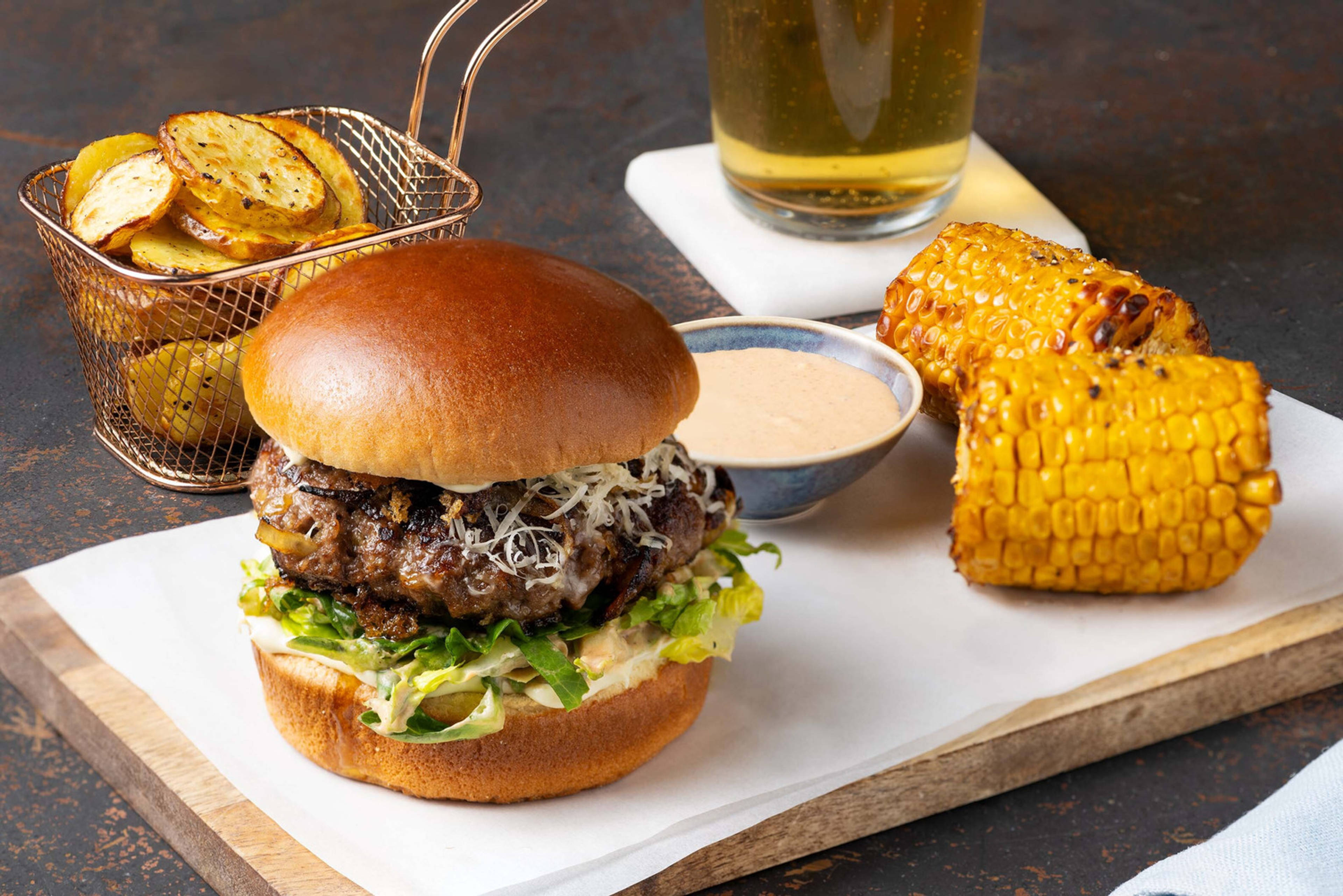 Oklahoma Style Onion Burger mit Rindfleisch-Patty