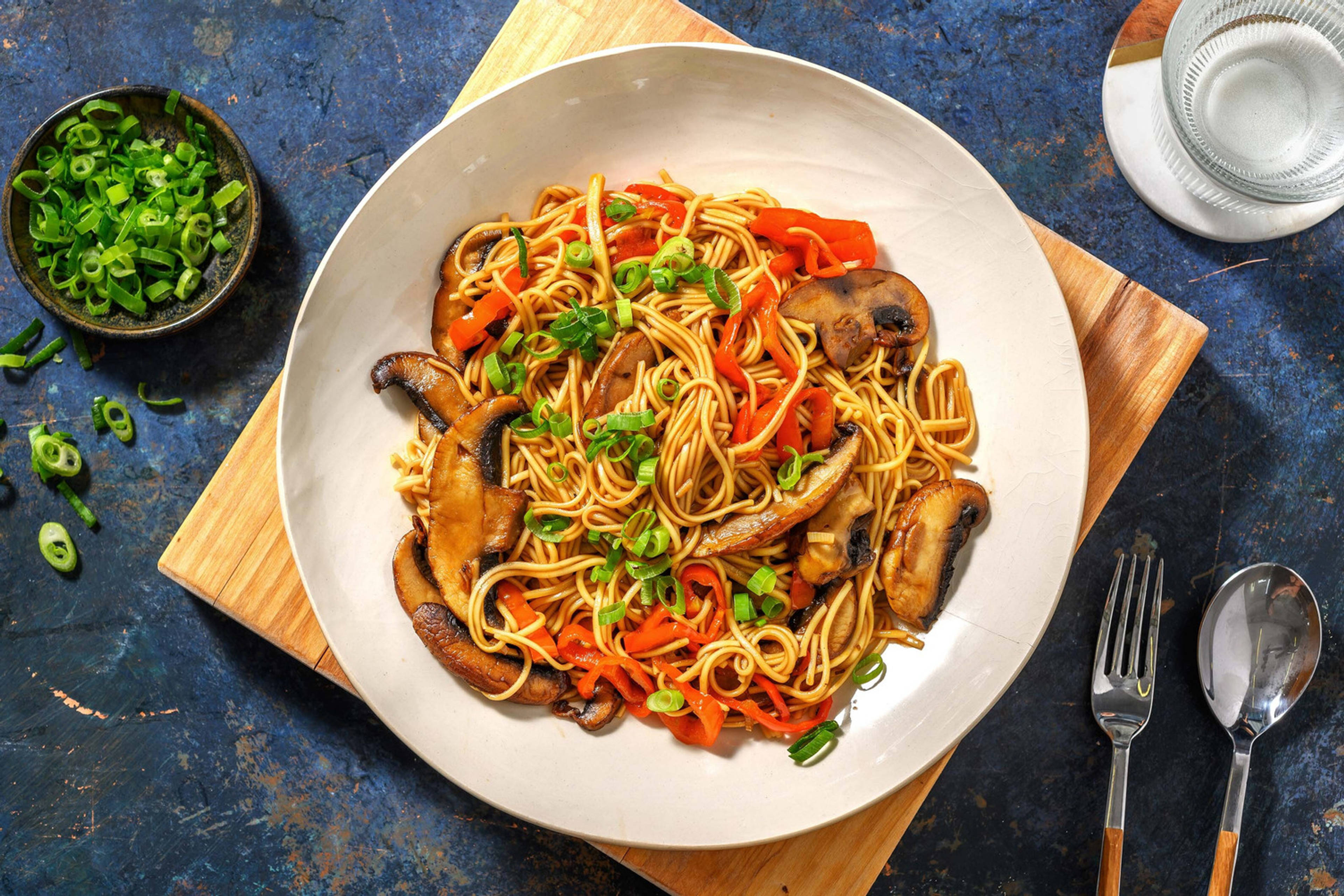 Schnelle Yakisomen! Nudeln mit Portobello