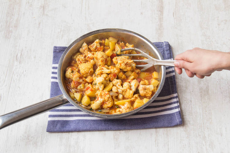 Simmer the cauliflower