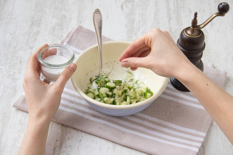 Prepare tzatziki