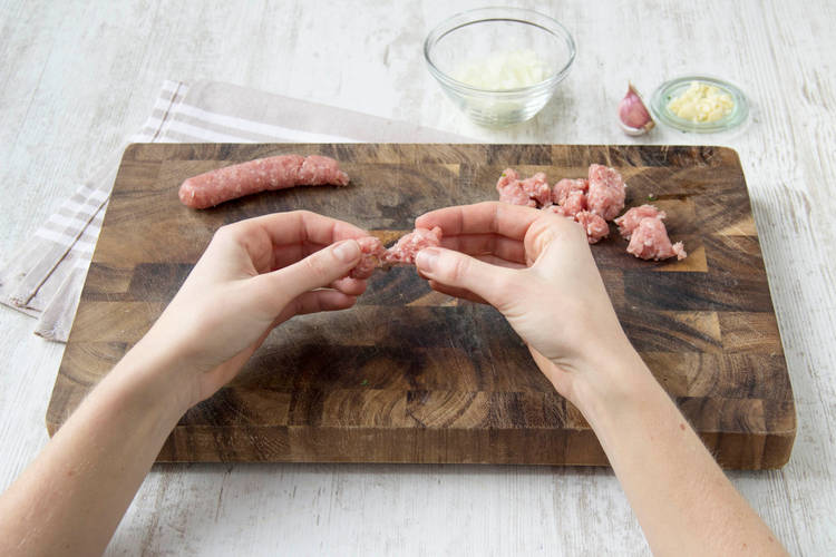 Break the sausage meat