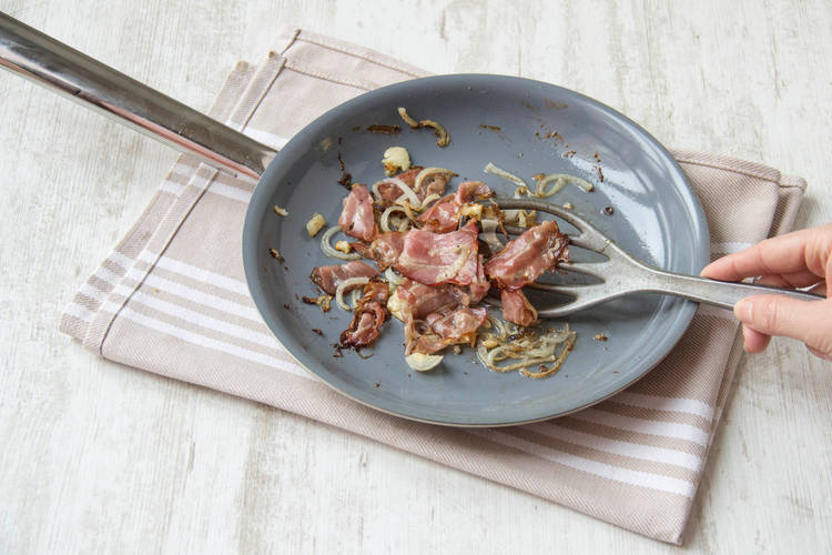 Cook the pancetta