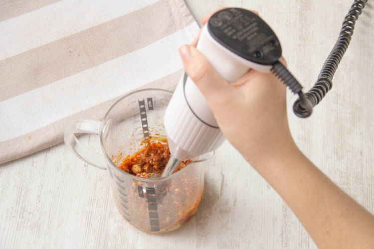 Das Pesto vorbereiten