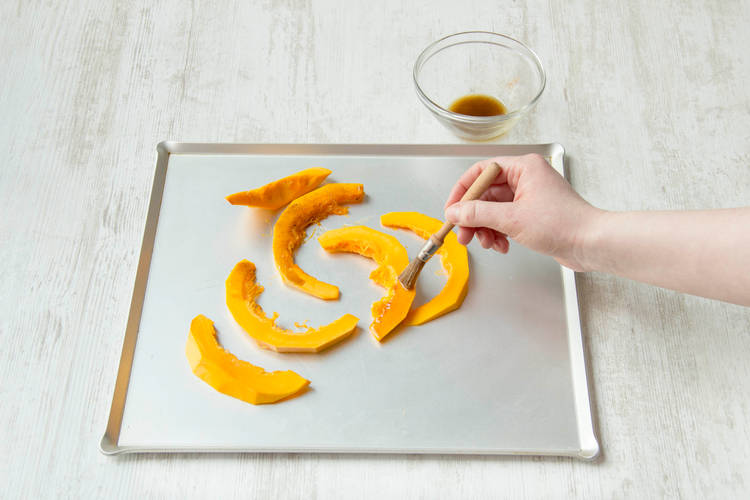 Brush pumkin wedges