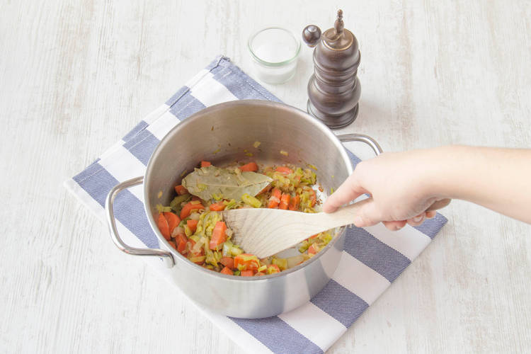 Schweinenacken in Topf braten
