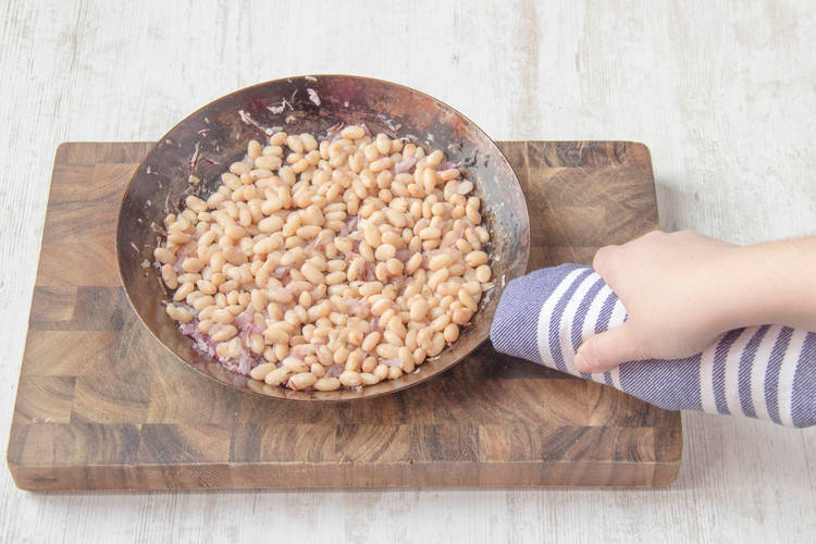Add cannellini beans