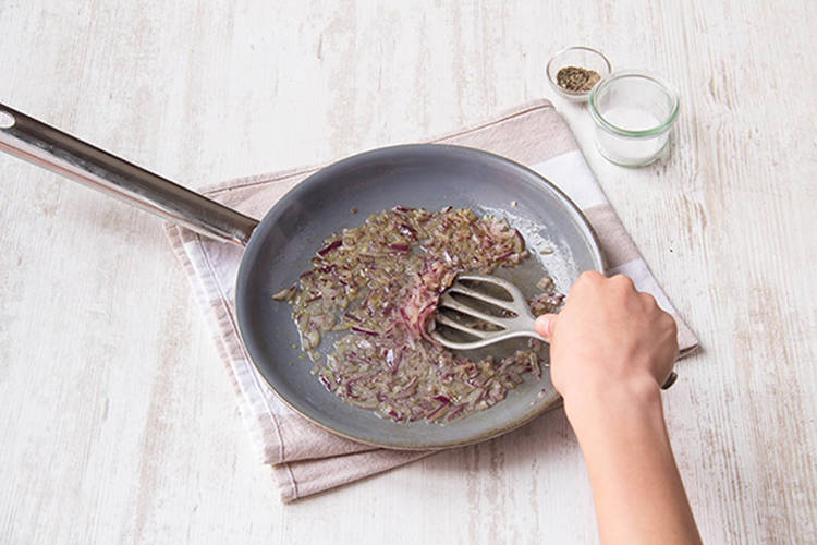 Cook the onion