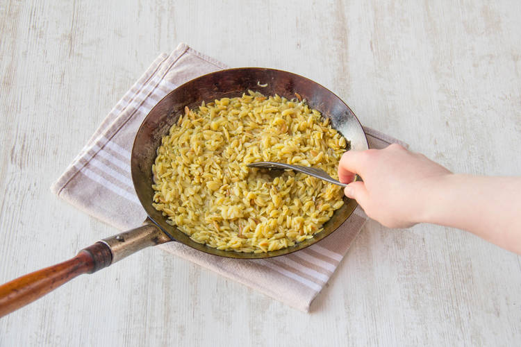 Bak en kook de orzo
