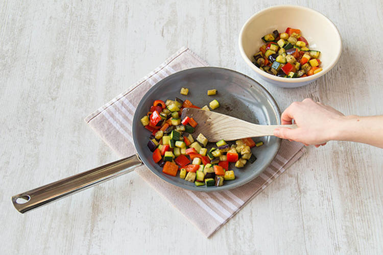 Cook off the veggies