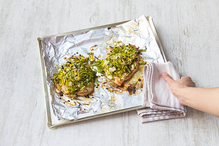 Grill the chicken with the leek mixture