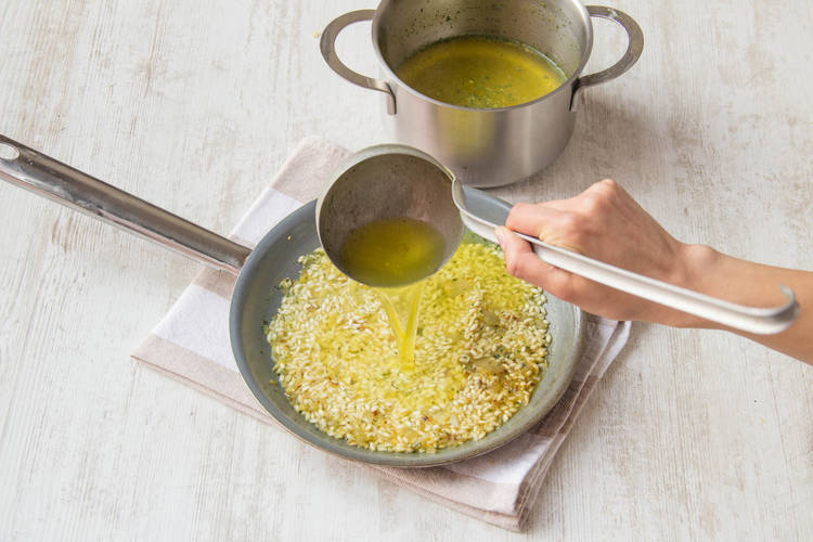 Add the stock to the rice