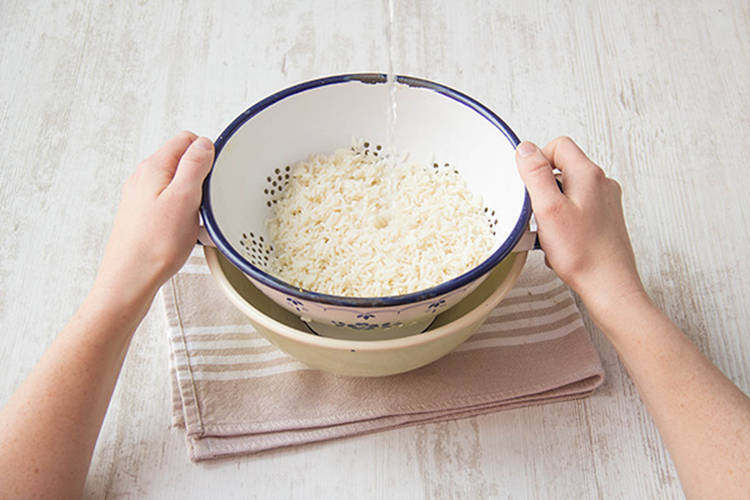 Rinse the rice