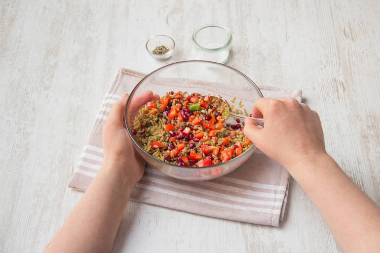 Mix your salad together