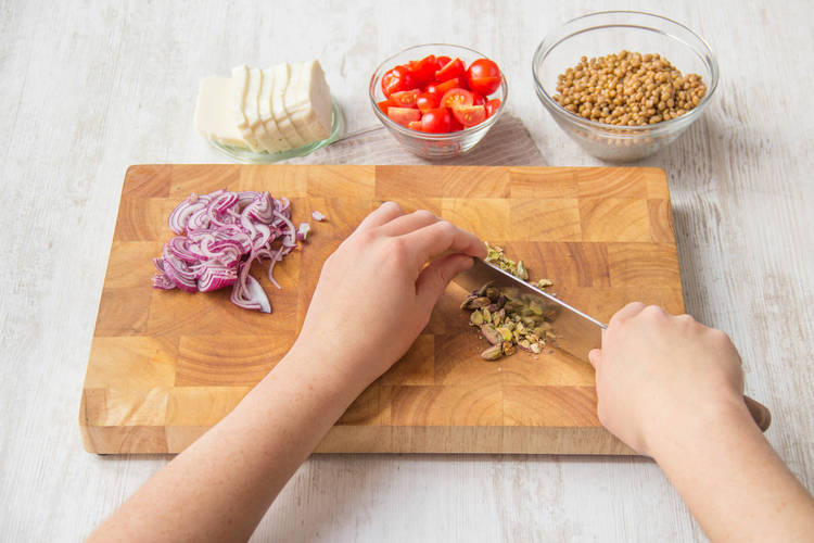 Chop the pistachios