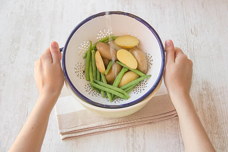 Refresh the vegetables