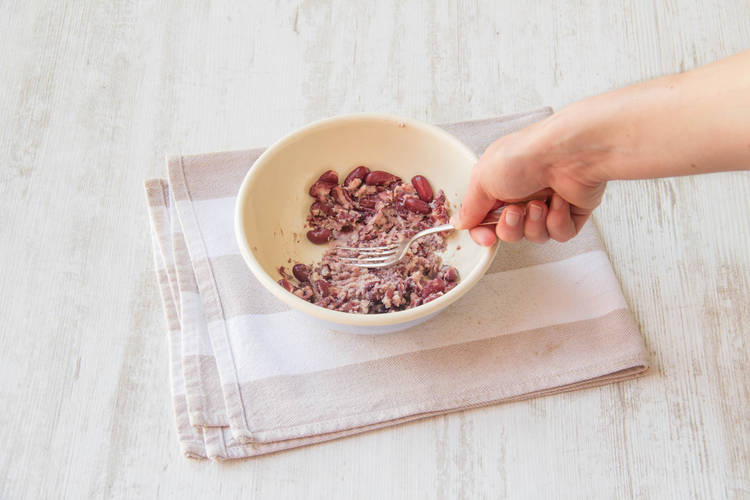 Mash kidney beans