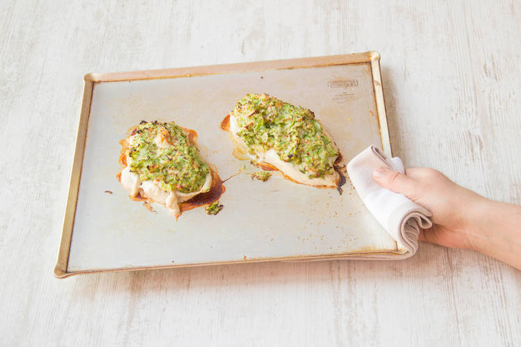 Cook chicken breasts with courgette on top