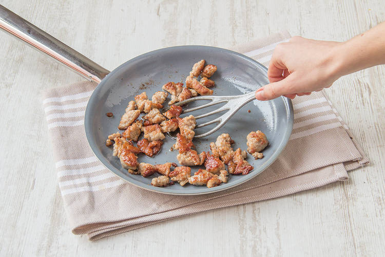 Fry sausage meat
