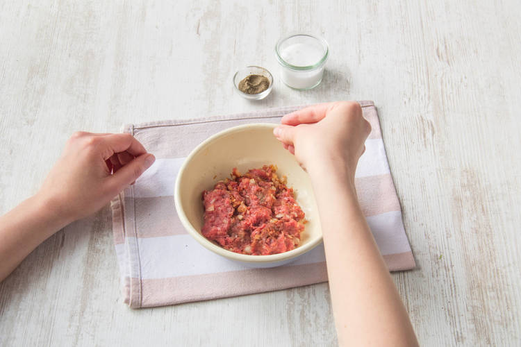 Make the beef mixture