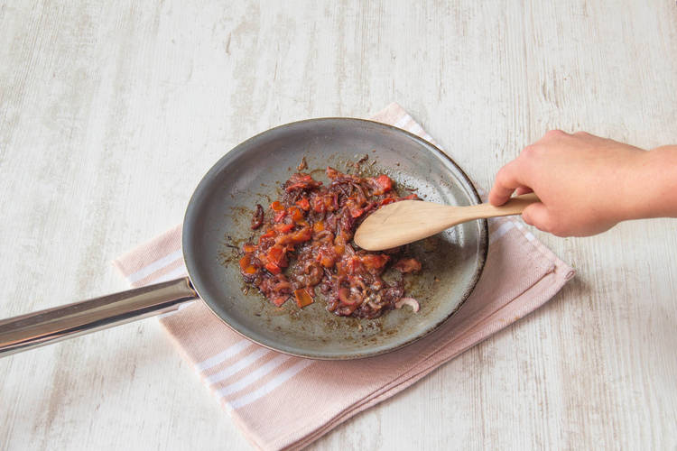 Make the tomato-onion jam