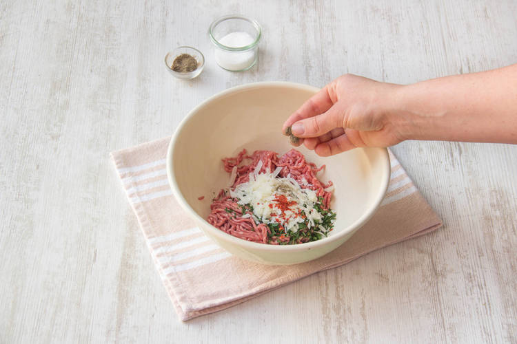 Season mince