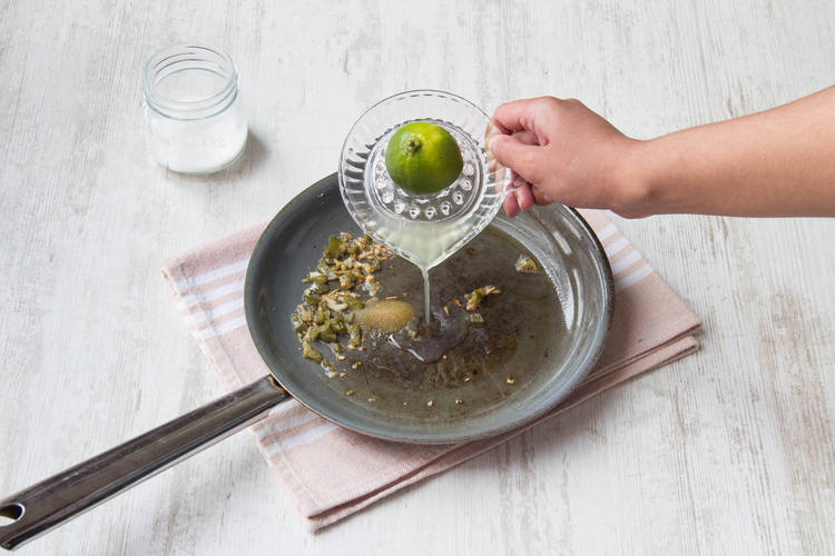 Make the garlic-scallion dressing