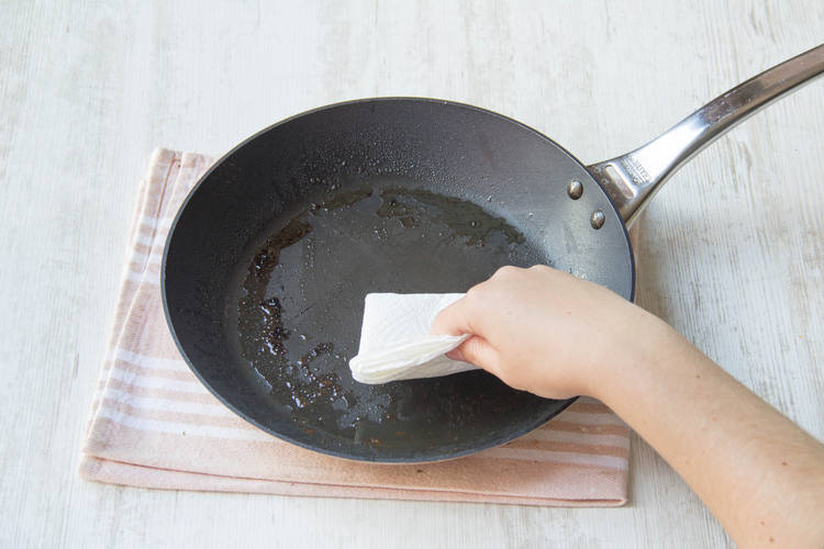 Pfanne auswischen