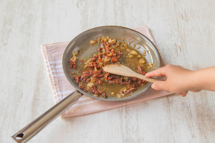 make the chipotle pan sauce