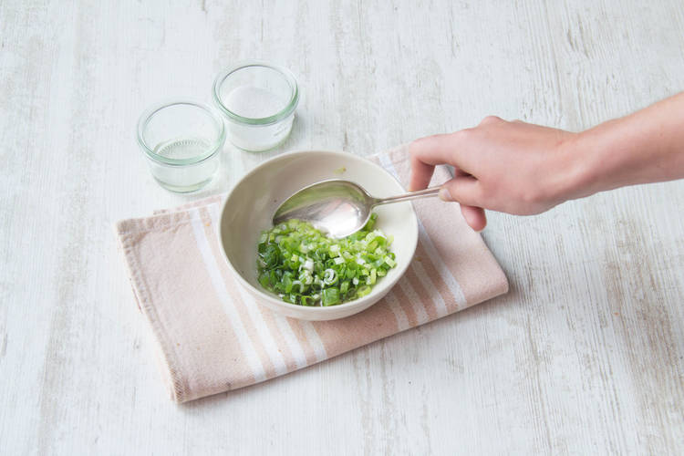 pickle the scallions