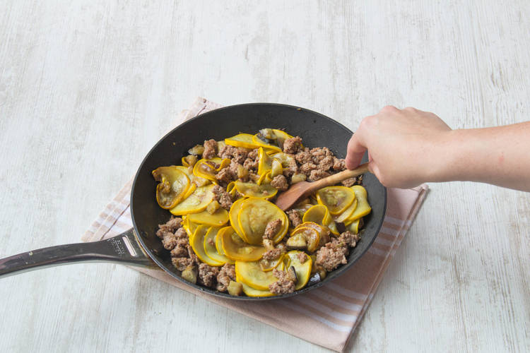 Finish the stir-fry