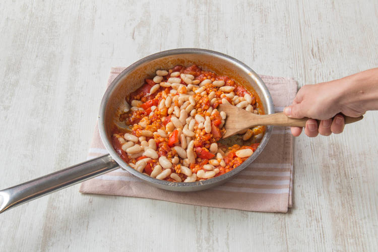 Add the butterbeans to the mixture