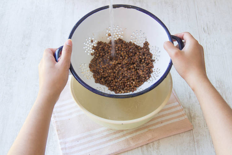 Rinse lentils