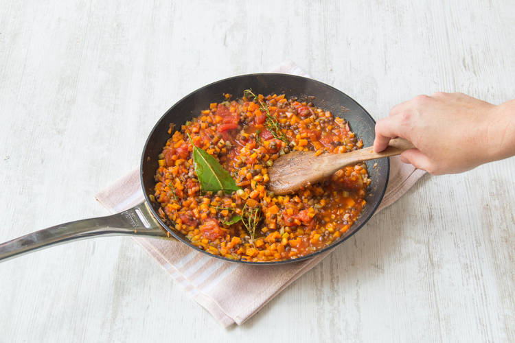 Add puy lentils and chopped tomatoes