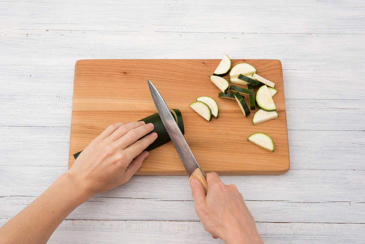 Zucchini zubereiten