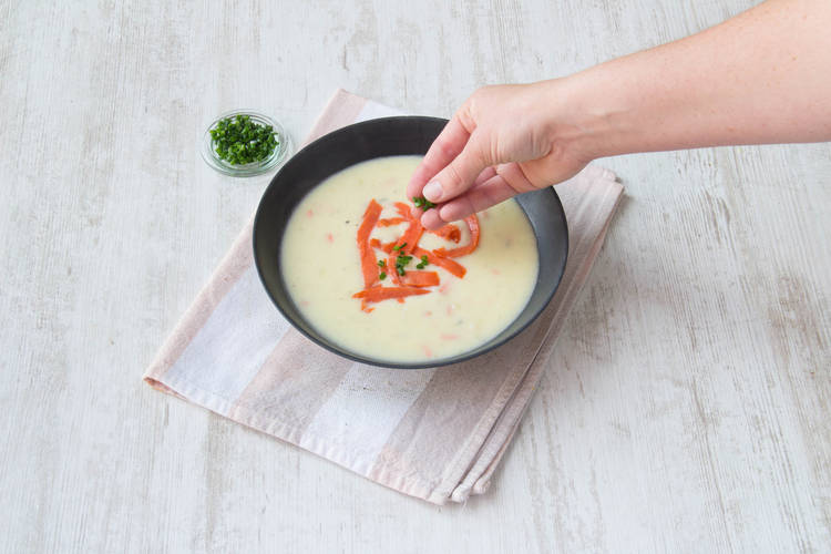 Suppe anrichten