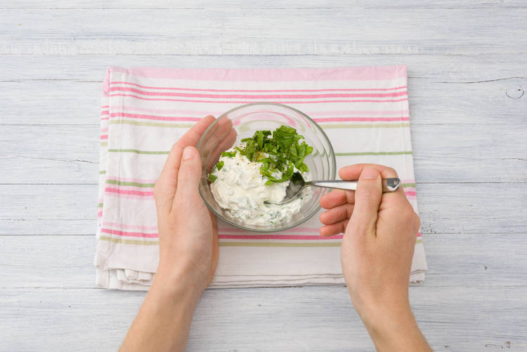 Rucola-Schmand zubereiten