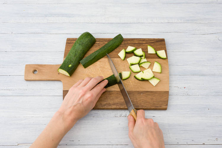 Zucchini schneiden