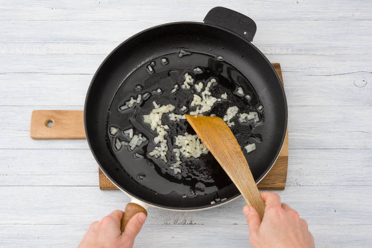Zwiebel andünsten