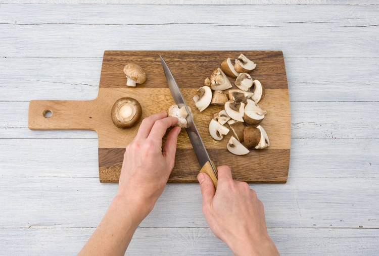 Champignons schneiden